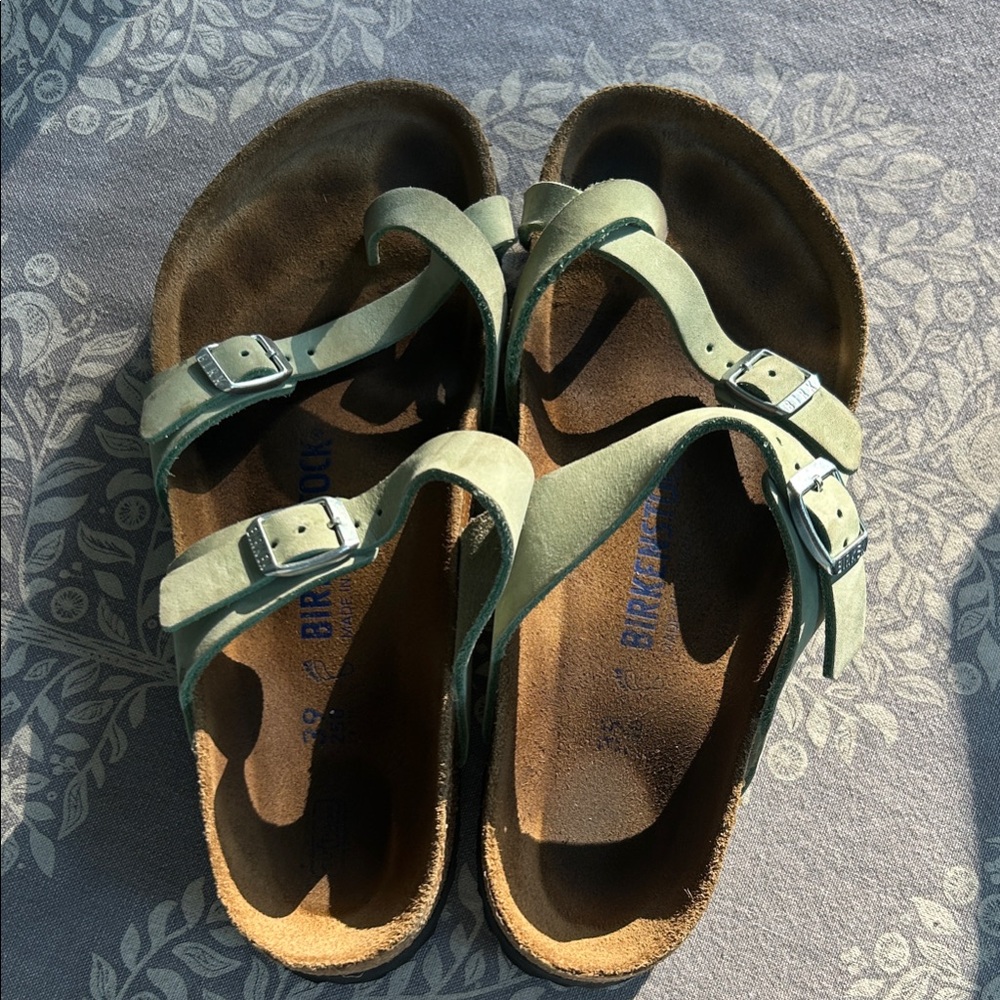Birkenstock women’s mayari matcha nubuck soft leather sandal